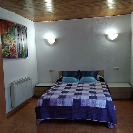 Apartamentos Loli Берґа Екстер'єр фото